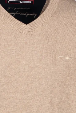 Shop AP V-Neck 1670