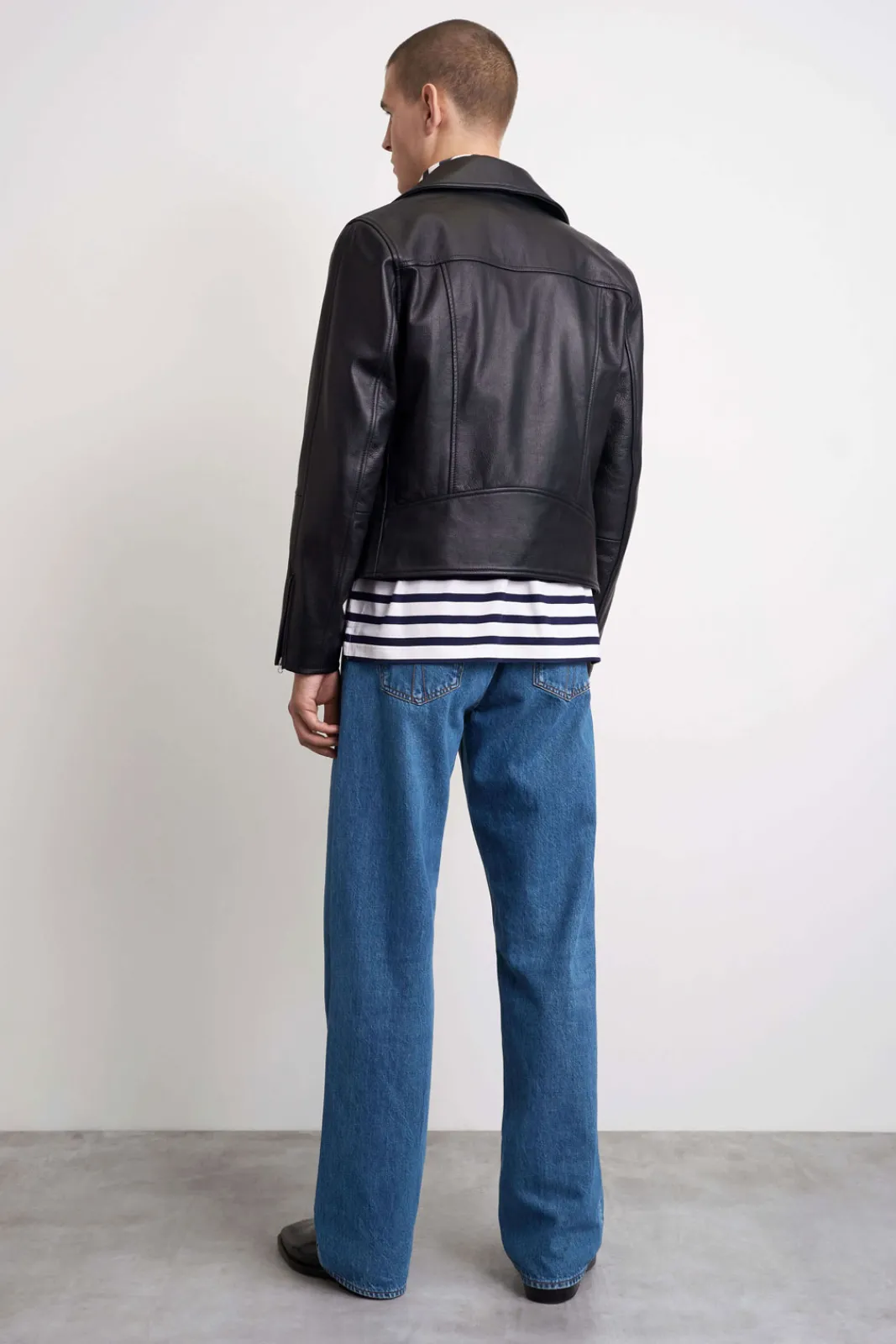 New TIGER OF SWEDEN Axton T70529 050