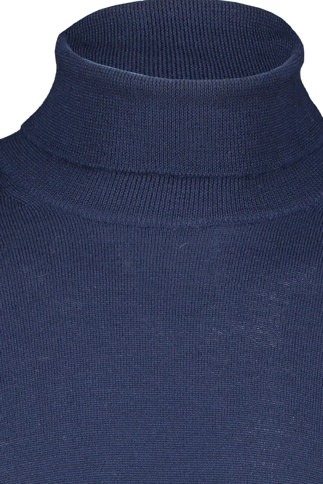 Stickat>OSCAR JACOBSON Coleman Rollneck