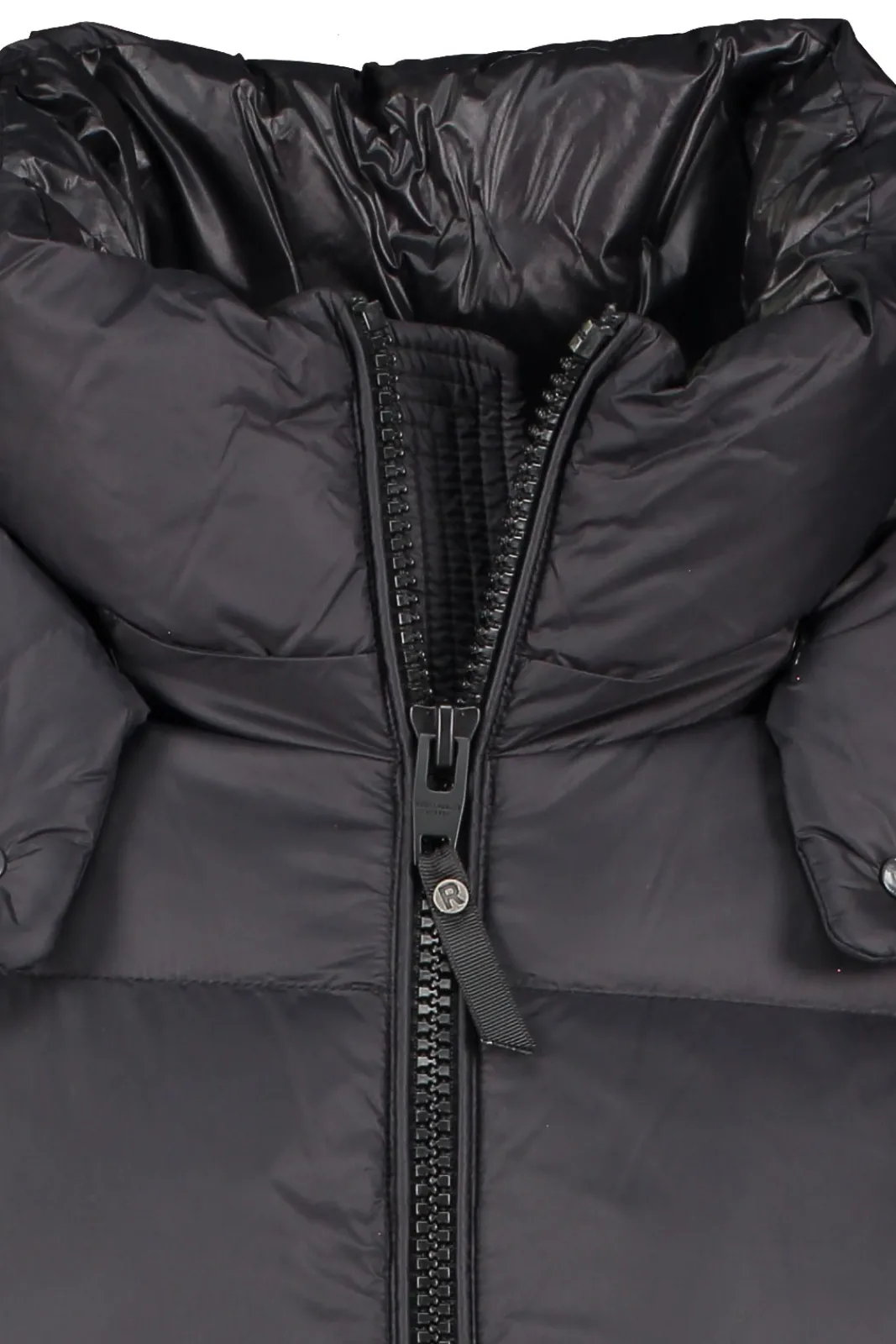 Shop SAKI Ville Jacket